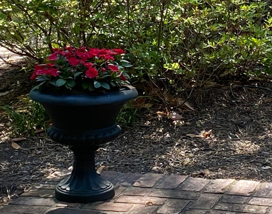 Classic Patio Container - Urn